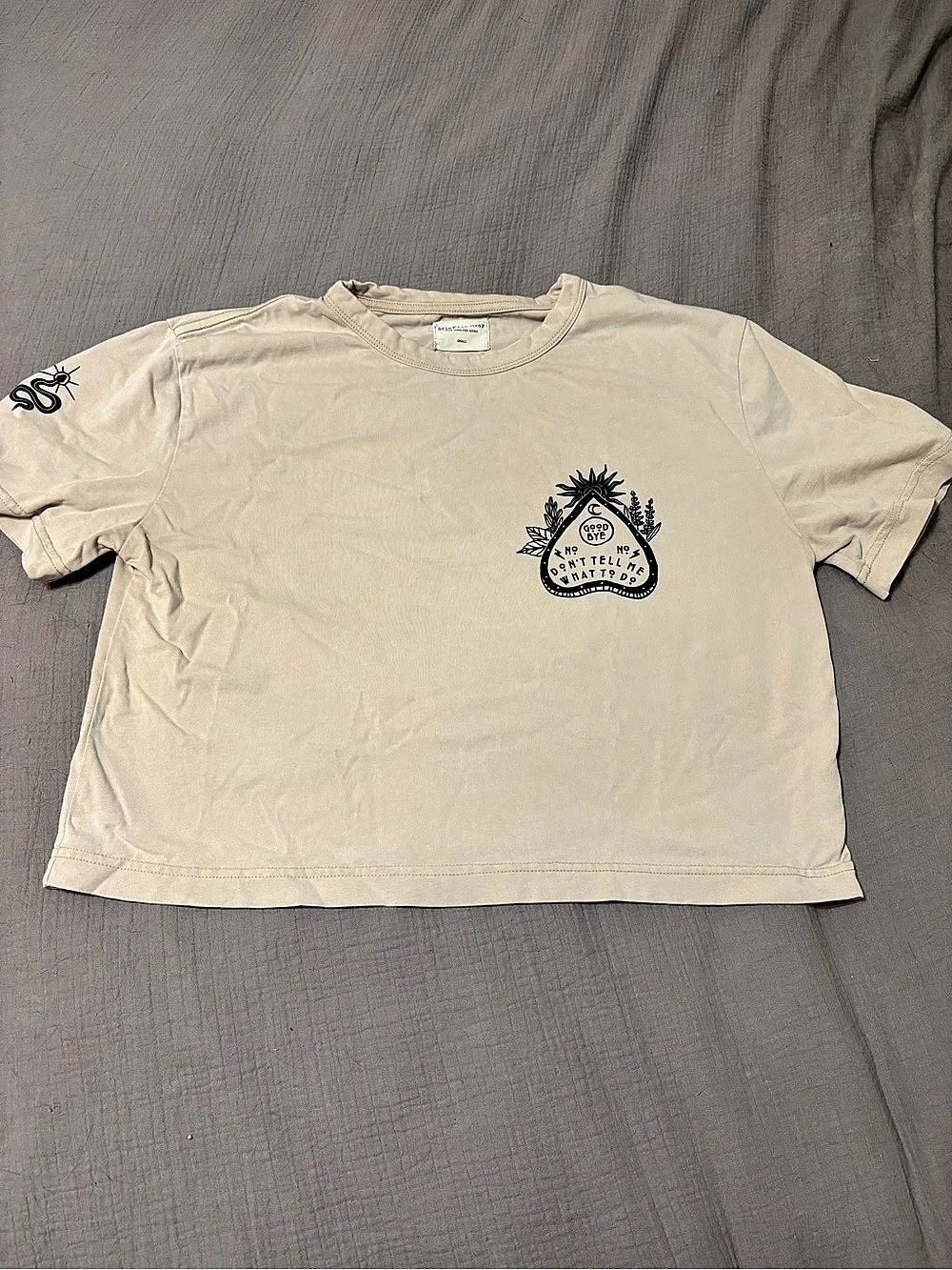 Octopied mind Graphic Short Sleeve Tee in Cream Size Small